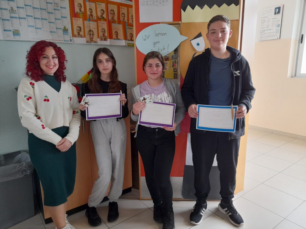Picture of students and teacher