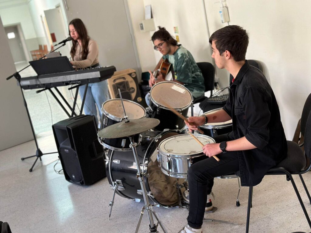 Picture of students playing instruments